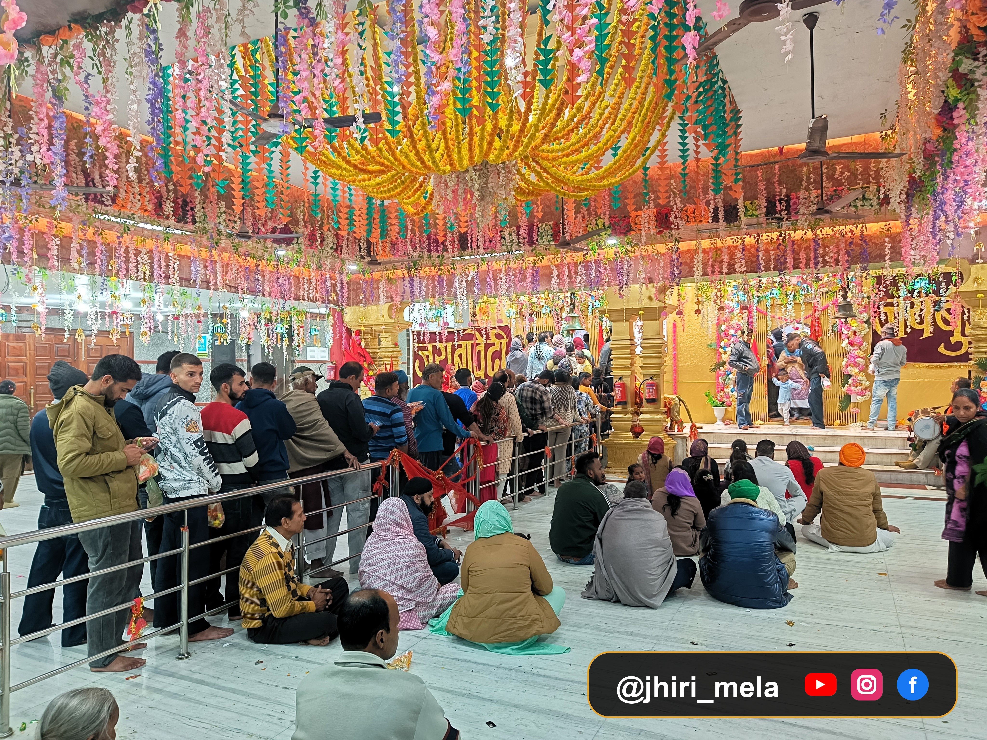 Main Decorated Prayer Hall & Devotee Darshan Lines at Jhiri Dham — झिरी धाम का मुख्य प्रार्थना व सत्संग भवन — श्रद्धालु दर्शन कतार | Jhiri Dham, Jammu